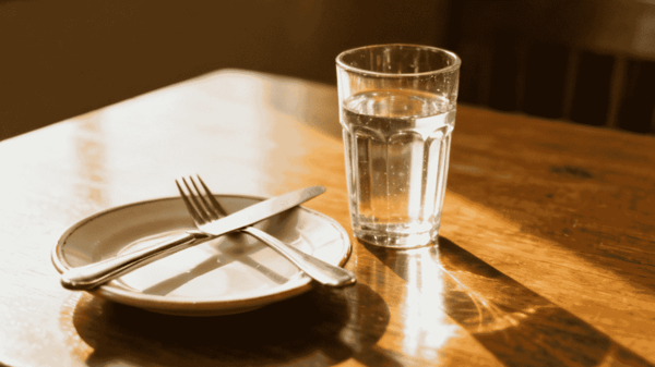 Fasting-a-glass-of-water
