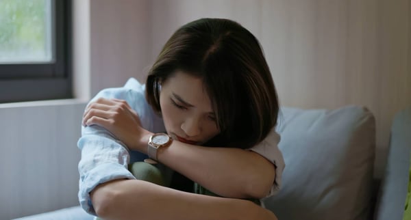 A young lady who are suffering from cult brainwashing 